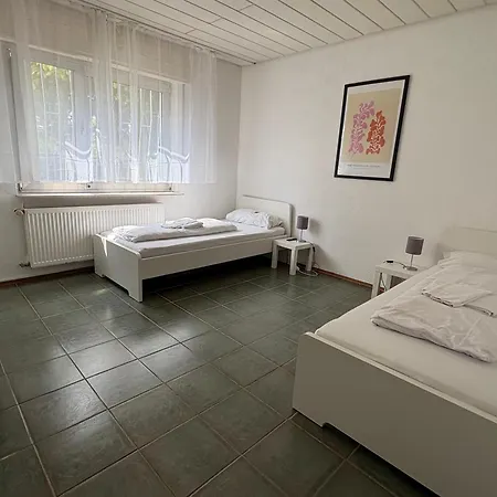 Gruppenapartment Mit Wintergarten Appartamento